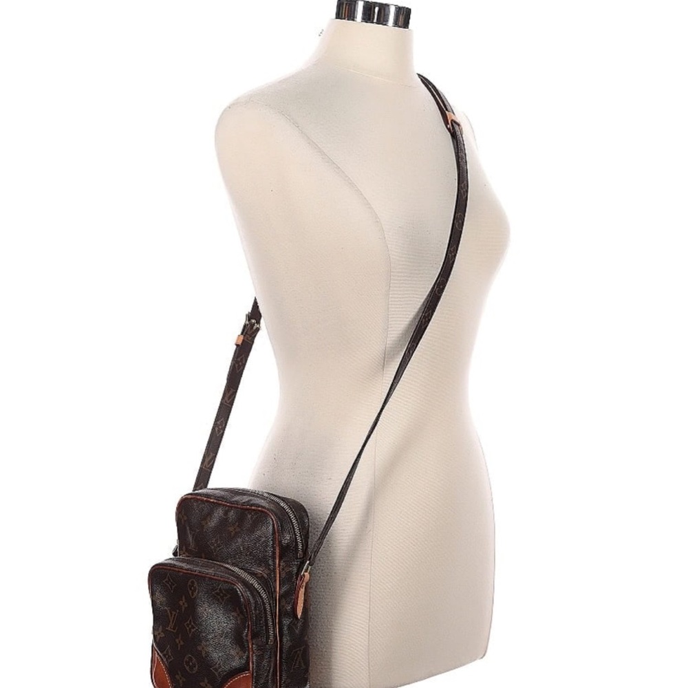 Louis Vuitton Amazone Crossbody - Picture 7 of 7